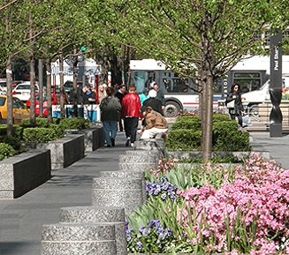 JRA_John Hancock Building Plaza_Sidewalk Planters